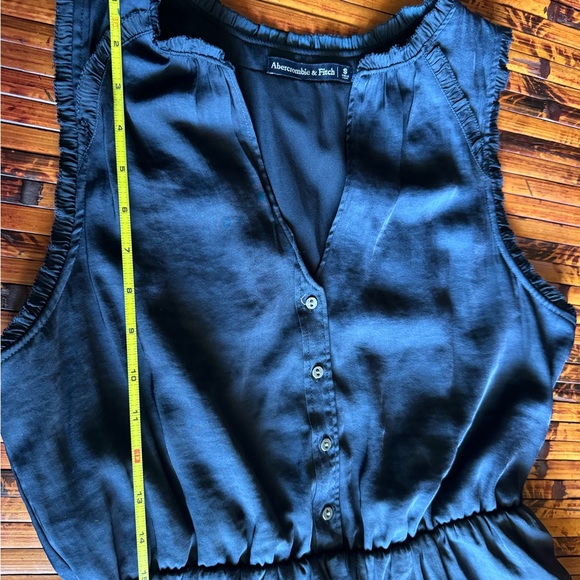 Abercrombie and Fitch Small navy blue dress. - Picture 5 of 6